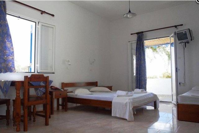 Amfitrion Hotel Vari  ห้อง รูปภาพ